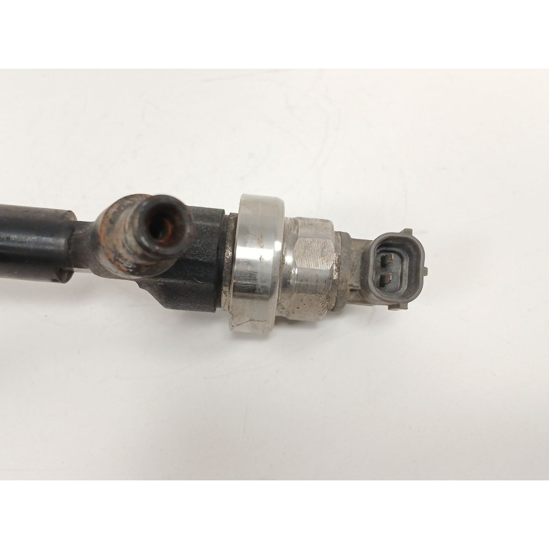 Recambio de inyector para opel astra j lim. 1.7 16v cdti referencia OEM IAM   