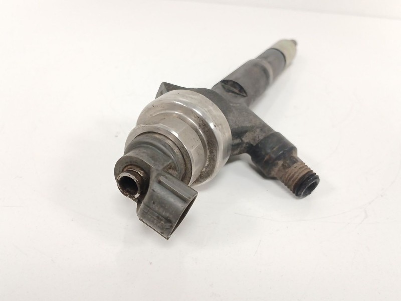 Recambio de inyector para opel astra j lim. 1.7 16v cdti referencia OEM IAM   