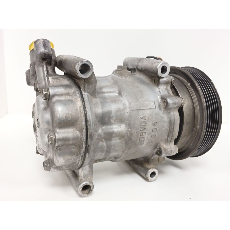 Recambio de compresor aire acondicionado para renault clio ii furgoneta/hatchback (sb0/1/2_) 1.5 dci (sb3m) referencia OEM IAM 8