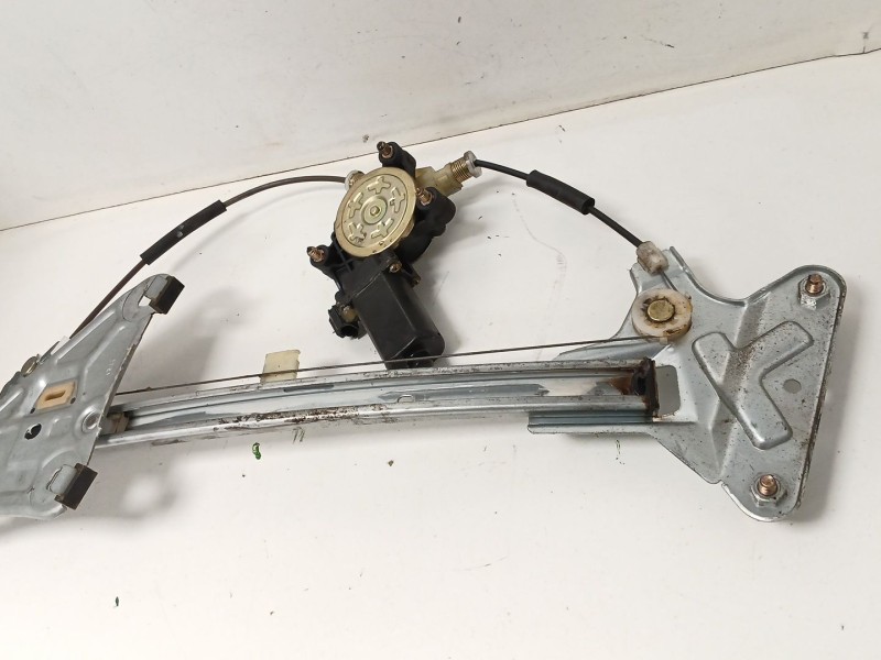 Recambio de elevalunas delantero derecho para hyundai coupe ii (gk) 2.0 referencia OEM IAM   