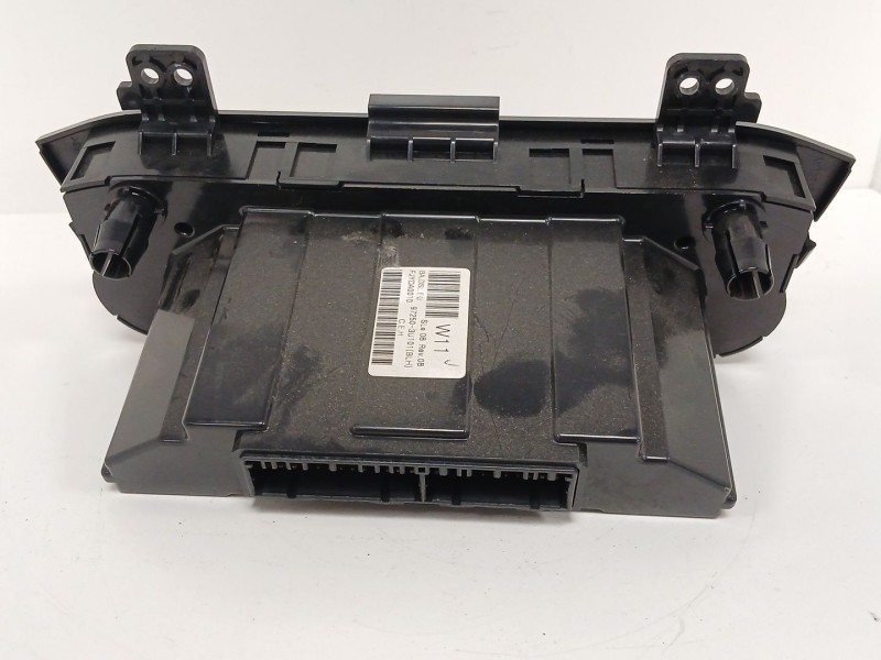 Recambio de mando climatizador para kia sportage iii (sl) 1.7 crdi referencia OEM IAM 972503U101 FJYDA0010 