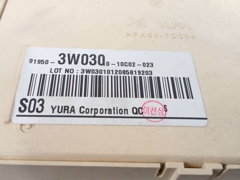 Recambio de caja reles / fusibles para kia sportage iii (sl) 1.7 crdi referencia OEM IAM 919503W0300  