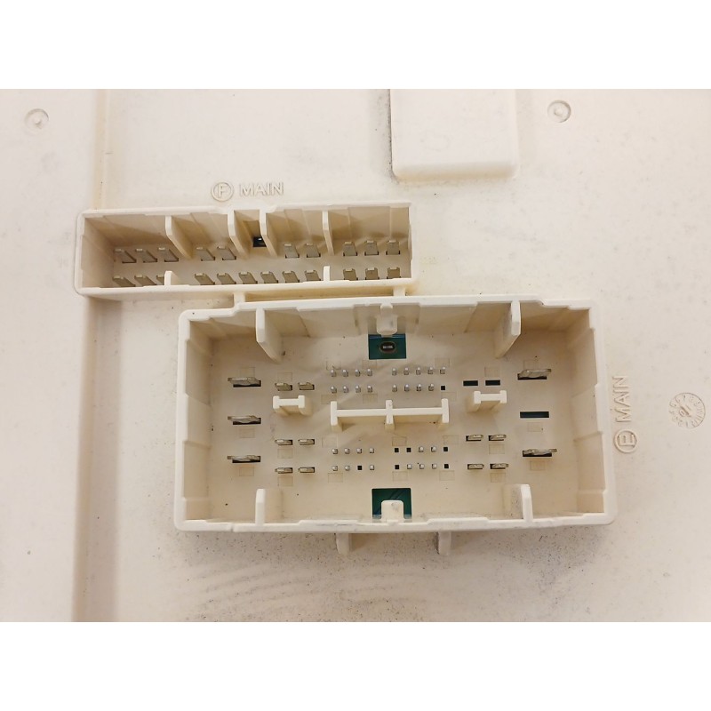 Recambio de caja reles / fusibles para kia sportage iii (sl) 1.7 crdi referencia OEM IAM 919503W0300  