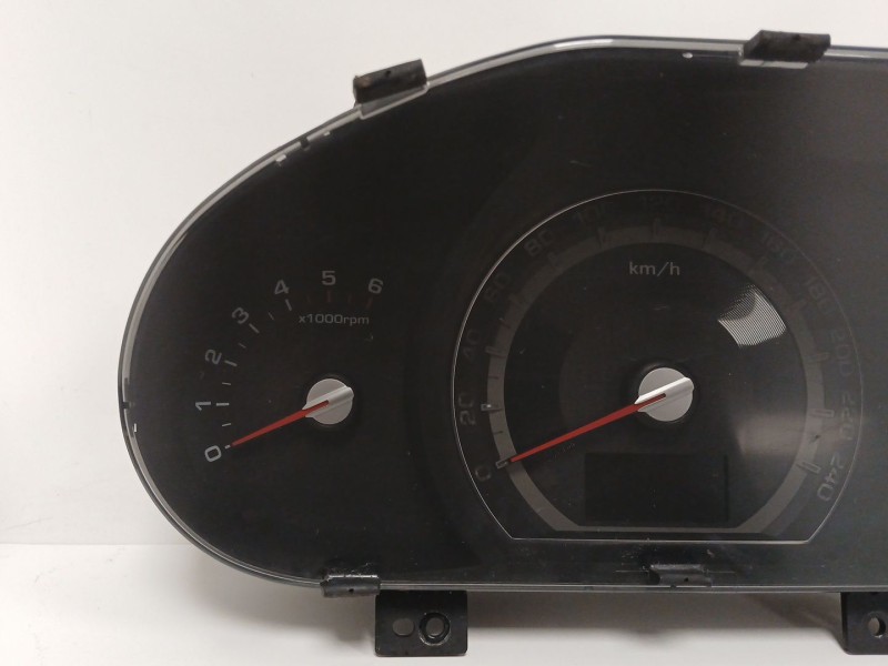 Recambio de cuadro instrumentos para kia sportage iii (sl) 1.7 crdi referencia OEM IAM 940033U175 W175 