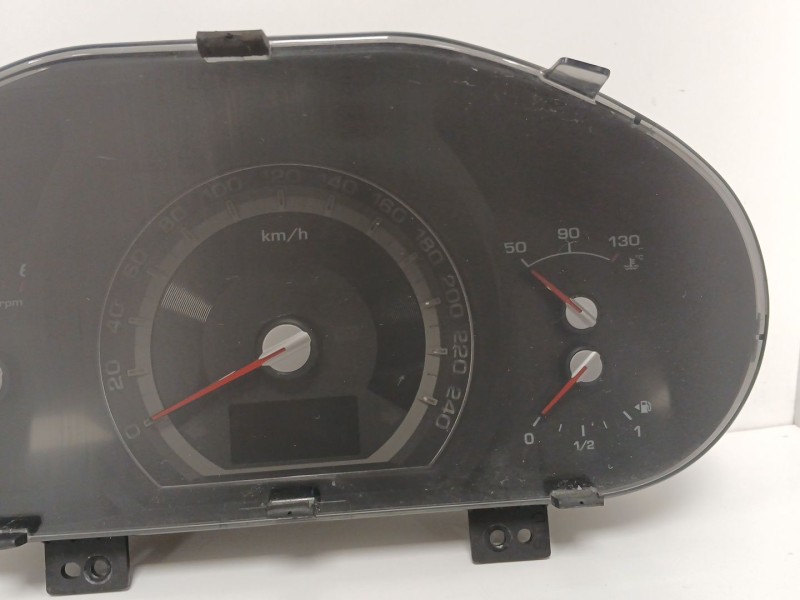 Recambio de cuadro instrumentos para kia sportage iii (sl) 1.7 crdi referencia OEM IAM 940033U175 W175 