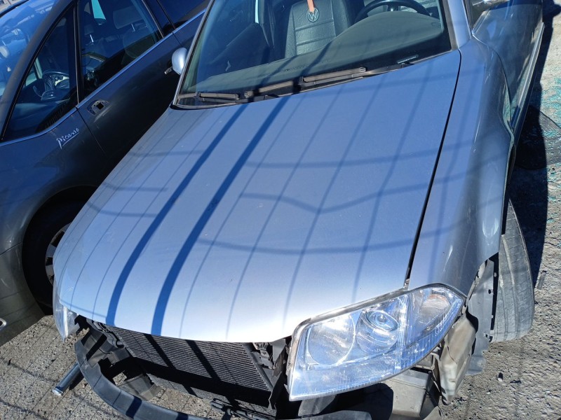 Recambio de capot delantero para volkswagen passat b5.5 (3b3) 1.9 tdi referencia OEM IAM   
