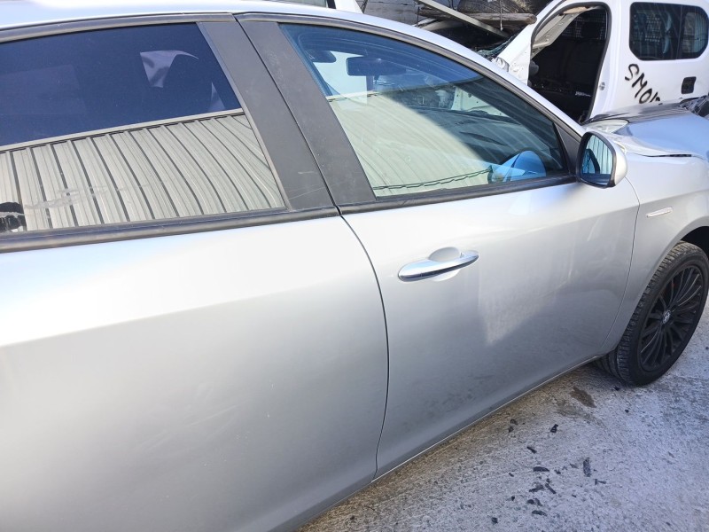 Recambio de puerta delantera derecha para alfa romeo giulietta (940_) 2.0 jtdm (940fxe1a, 940fxg11) referencia OEM IAM   