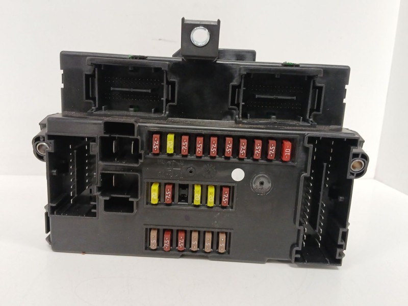 Recambio de caja reles / fusibles para citroën jumper ii autobús 2.0 bluehdi 130 referencia OEM IAM 116RAI000029  