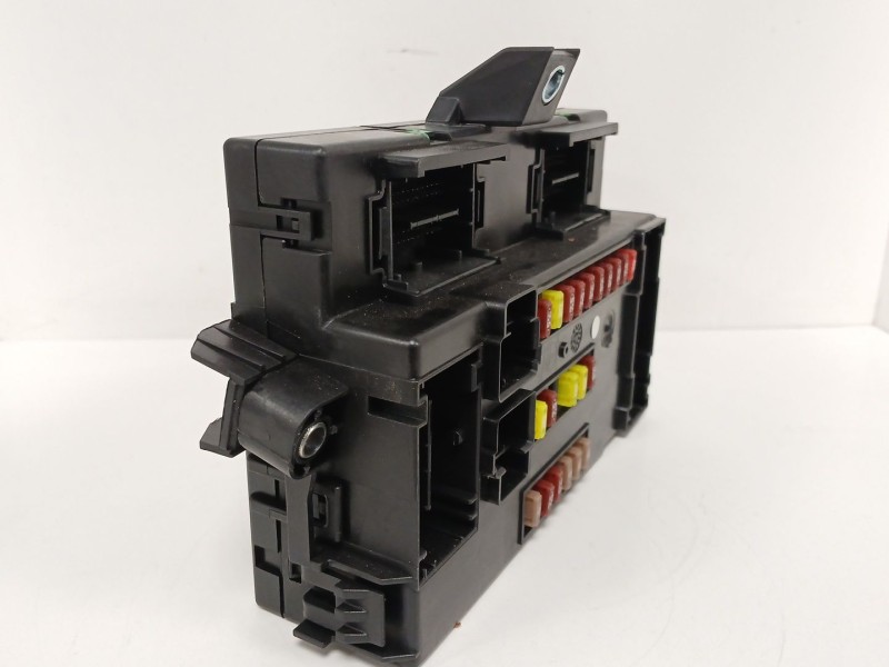 Recambio de caja reles / fusibles para citroën jumper ii autobús 2.0 bluehdi 130 referencia OEM IAM 116RAI000029  