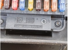 Recambio de caja reles / fusibles para mercedes-benz slk (r171) 200 kompressor (171.442) referencia OEM IAM    2