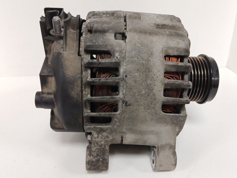 Recambio de alternador para ford s-max (wa6) 2.0 tdci referencia OEM IAM   