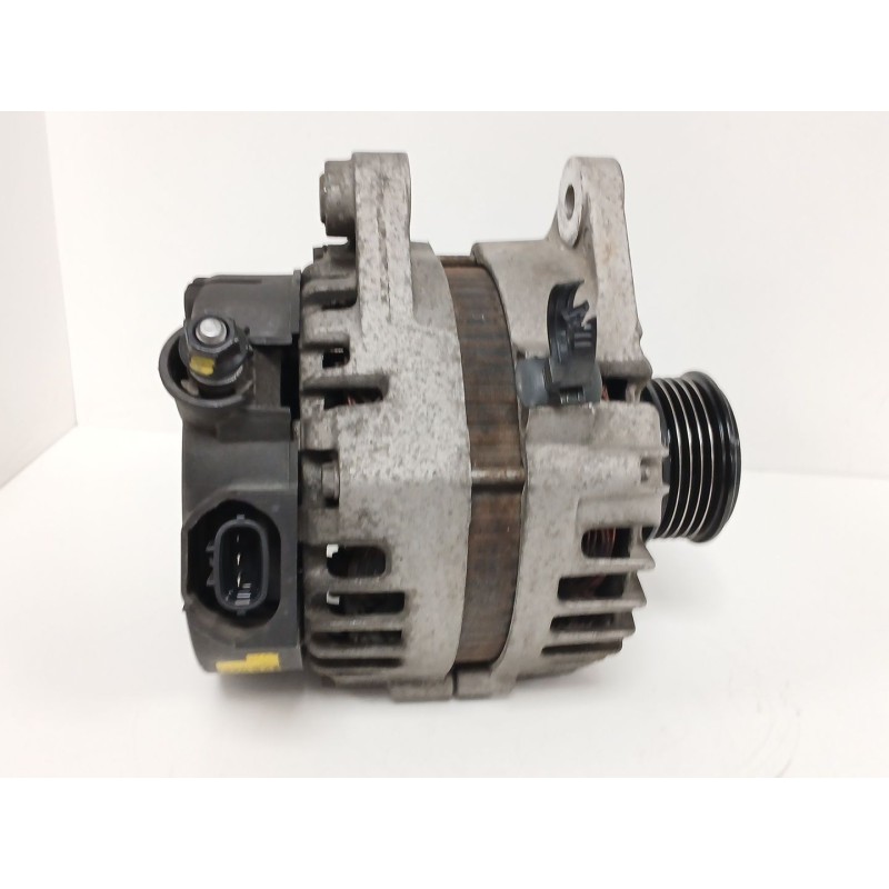 Recambio de alternador para kia sportage iii (sl) 1.7 crdi referencia OEM IAM 373002A850 2611067 