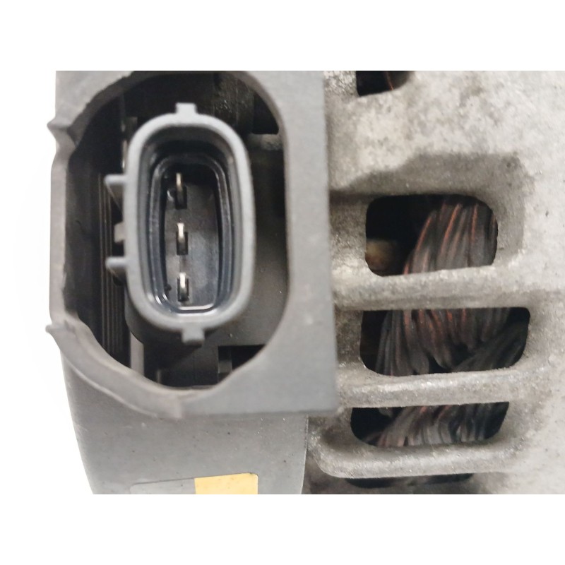 Recambio de alternador para kia sportage iii (sl) 1.7 crdi referencia OEM IAM 373002A850 2611067 