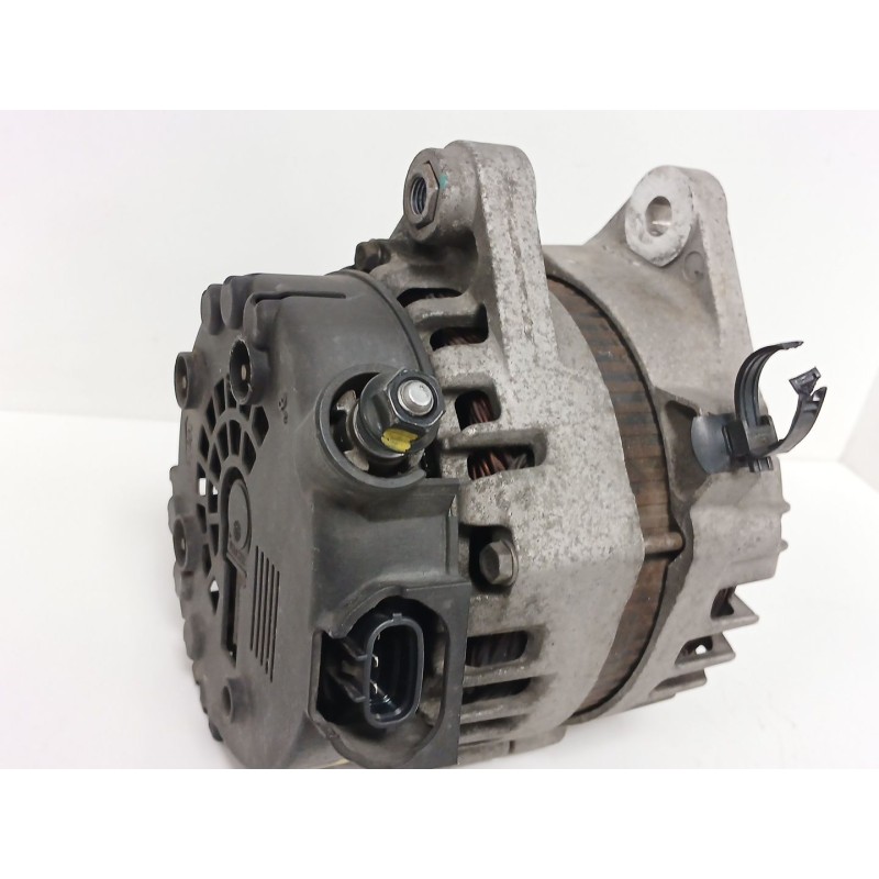 Recambio de alternador para kia sportage iii (sl) 1.7 crdi referencia OEM IAM 373002A850 2611067 