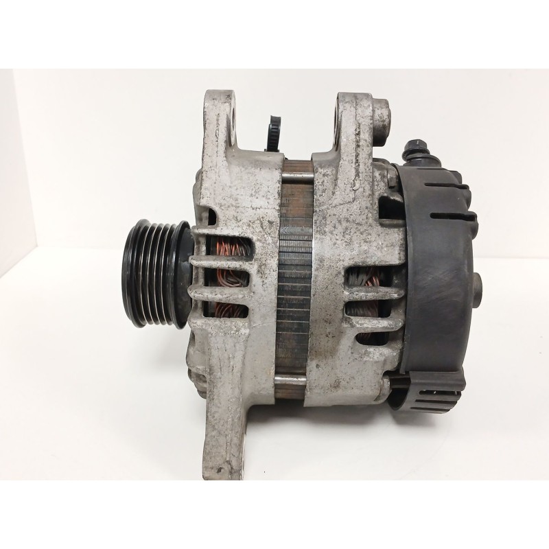 Recambio de alternador para kia sportage iii (sl) 1.7 crdi referencia OEM IAM 373002A850 2611067 