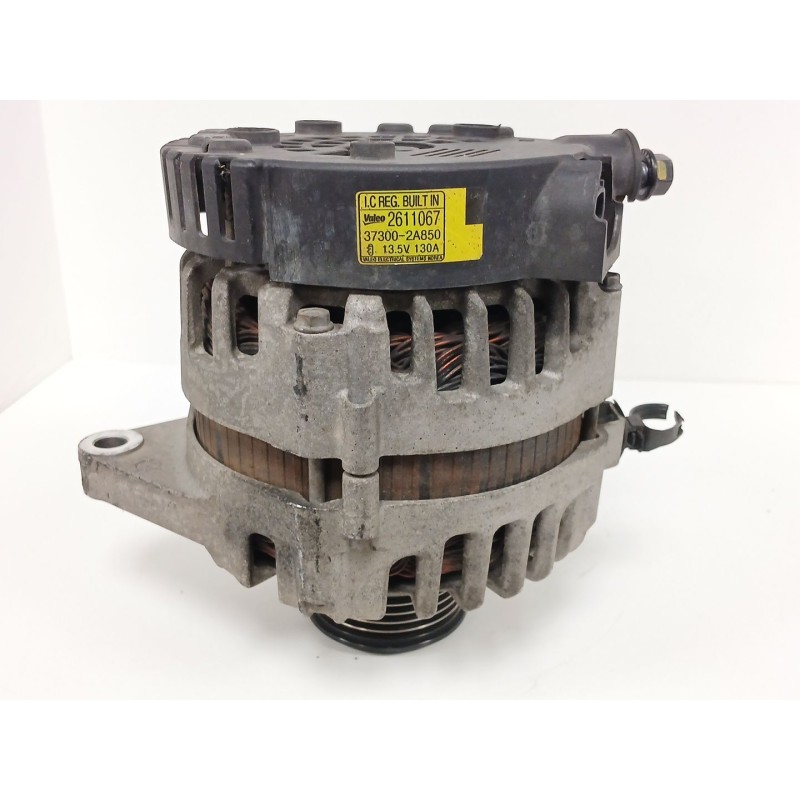 Recambio de alternador para kia sportage iii (sl) 1.7 crdi referencia OEM IAM 373002A850 2611067 