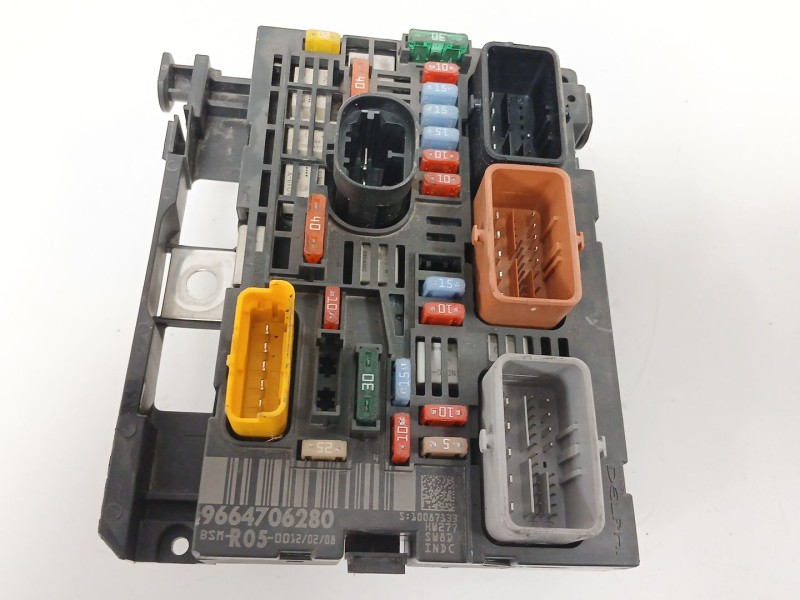 Recambio de caja reles / fusibles para peugeot 308 i (4a_, 4c_) 1.6 16v referencia OEM IAM 9664706280  