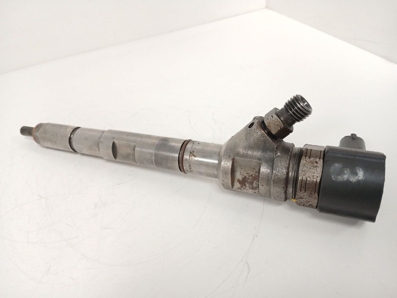 Recambio de inyector para kia sorento i (jc) 2.5 crdi referencia OEM IAM   