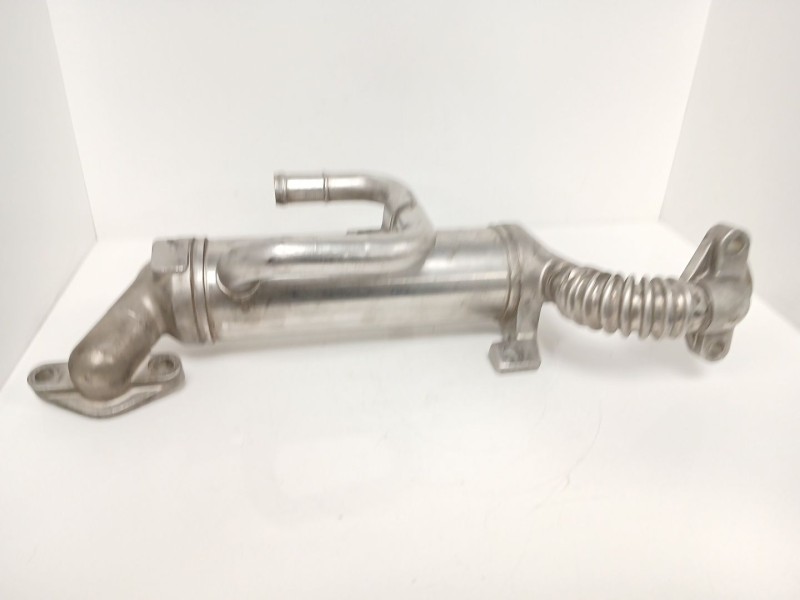 Recambio de enfriador egr para kia sorento i (jc) 2.5 crdi referencia OEM IAM 284804A470  