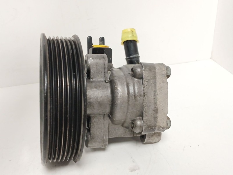 Recambio de bomba direccion para kia sorento i (jc) 2.5 crdi referencia OEM IAM 75294  