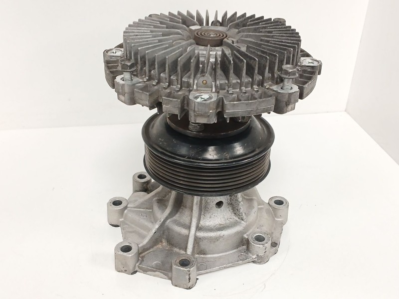 Recambio de bomba agua para kia sorento i (jc) 2.5 crdi referencia OEM IAM   
