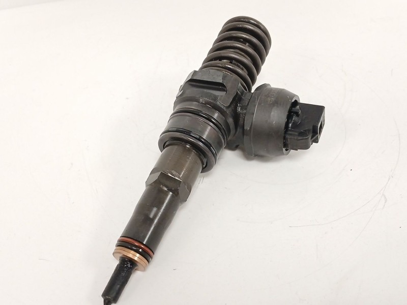 Recambio de inyector para skoda octavia ii (1z3) 1.9 tdi referencia OEM IAM 04147202  