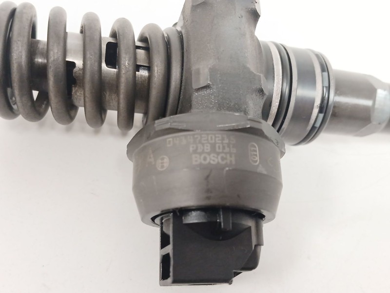 Recambio de inyector para skoda octavia ii (1z3) 1.9 tdi referencia OEM IAM   