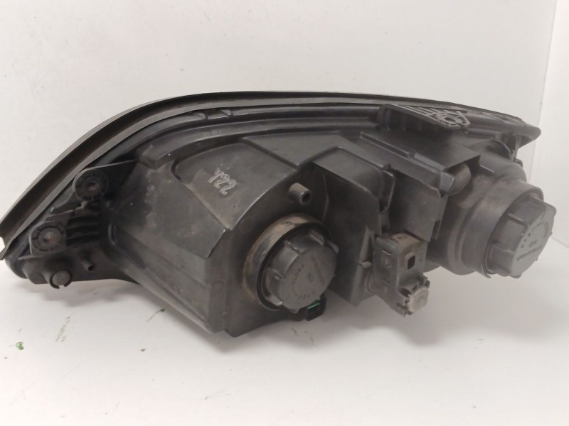 Recambio de faro derecho para kia sorento i (jc) 2.5 crdi referencia OEM IAM   