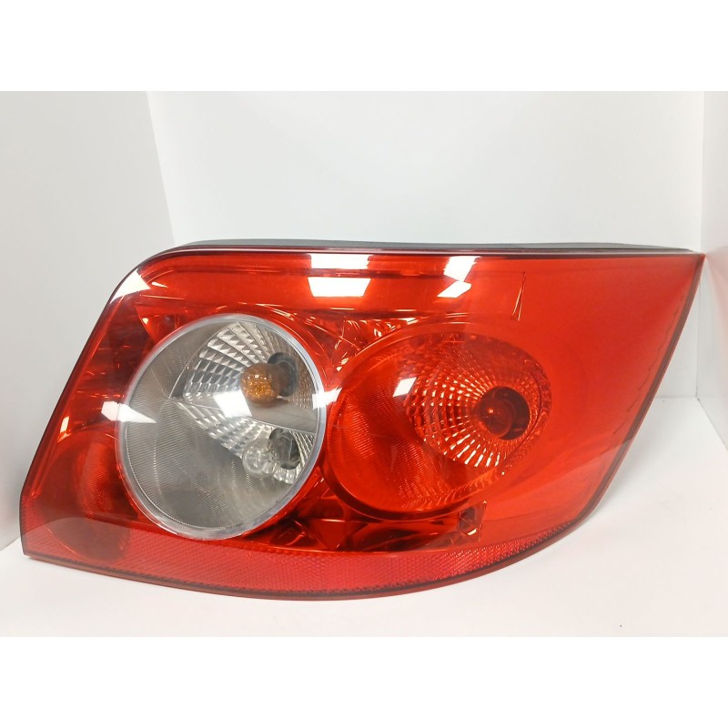 Recambio de piloto trasero derecho para renault megane ii coupé-cabriolet (em0/1_) 1.9 dci referencia OEM IAM 8200142687  