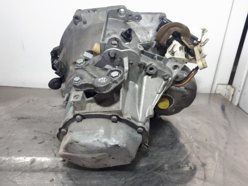 Recambio de caja cambios para citroën c4 berlina collection referencia OEM IAM 20DM69  