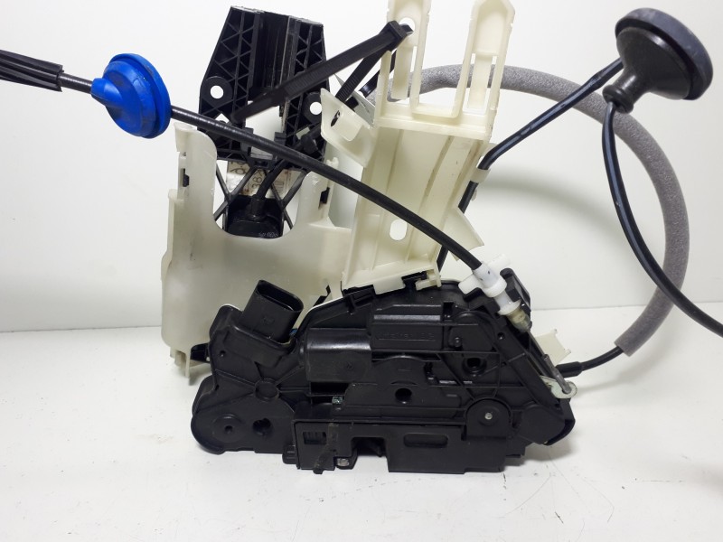 Recambio de cerradura puerta delantera izquierda para volkswagen scirocco (138) r-line bmt referencia OEM IAM 1K8837885K  