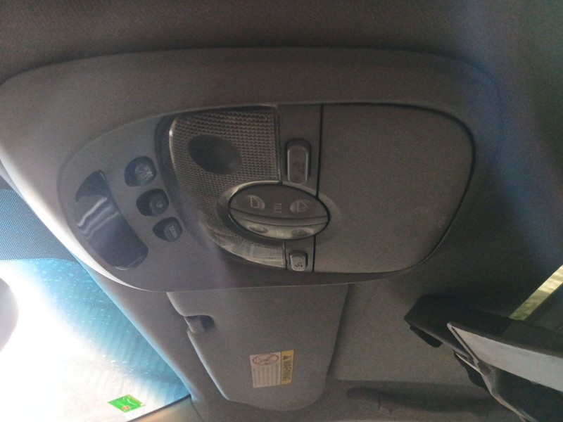 Recambio de luz interior para kia sorento i (jc) 2.5 crdi referencia OEM IAM   