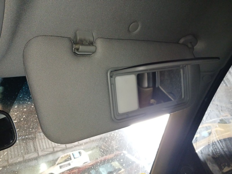 Recambio de parasol derecho para kia sorento i (jc) 2.5 crdi referencia OEM IAM   