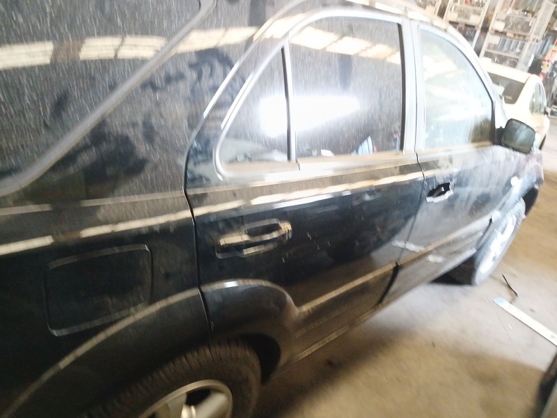 Recambio de puerta trasera derecha para kia sorento i (jc) 2.5 crdi referencia OEM IAM   