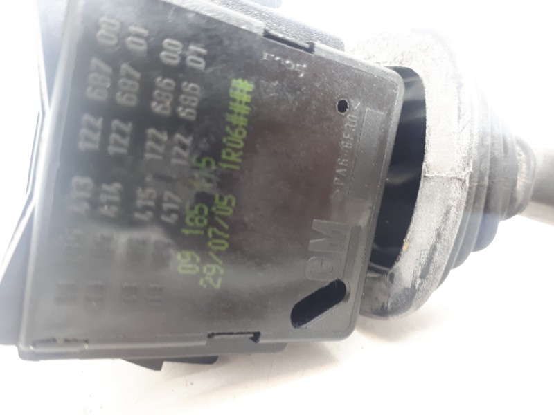 Recambio de mando limpia para opel tigra twin top cosmo referencia OEM IAM 09185146A  