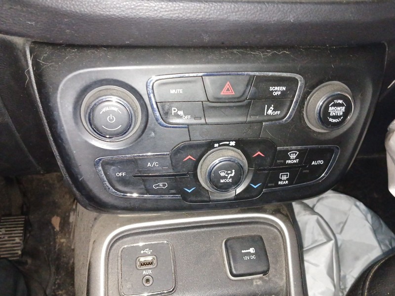 Recambio de mando climatizador para jeep compass (mp, m6, mv, m7) 1.4 multiair referencia OEM IAM   