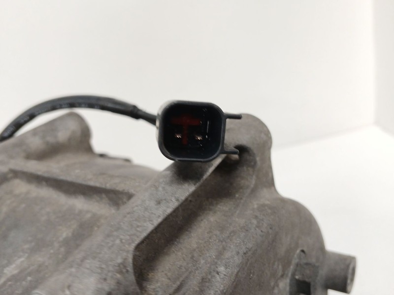 Recambio de compresor aire acondicionado para ford fiesta vi (cb1, ccn) 1.6 tdci referencia OEM IAM   