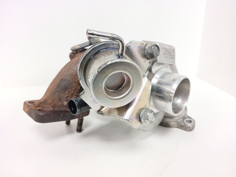 Recambio de turbocompresor para ford fiesta vi (cb1, ccn) 1.6 tdci referencia OEM IAM 9685293080 082902887 TD025S206T4