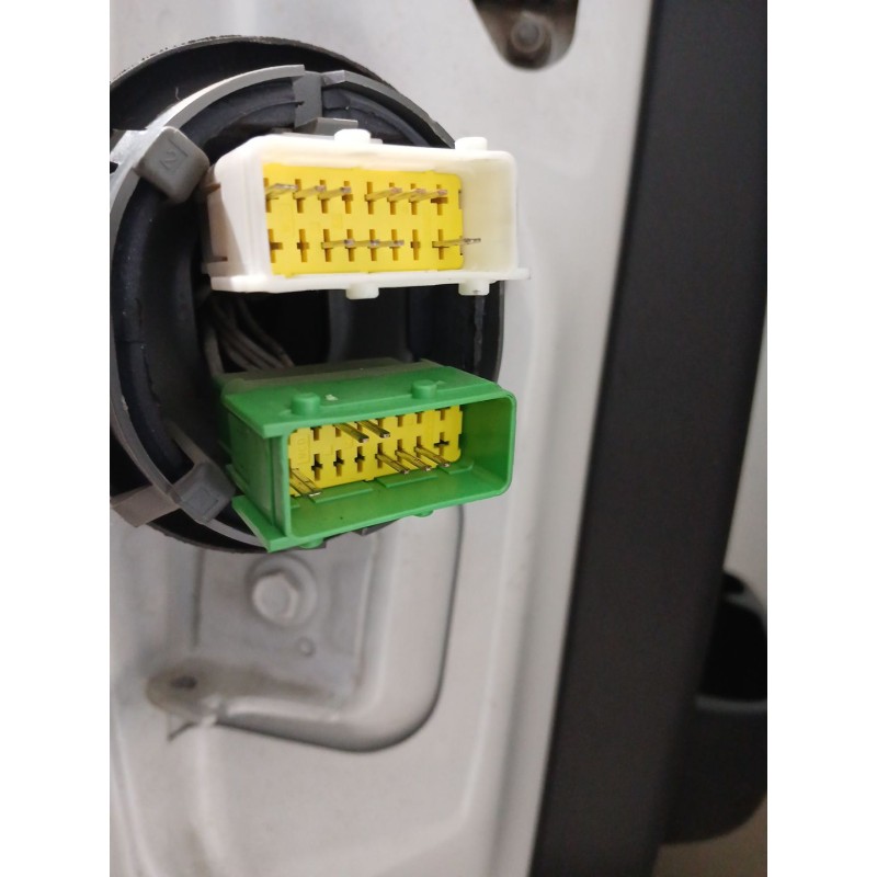 Recambio de puerta delantera derecha para citroën jumpy ii furgoneta 1.6 hdi 90 8v referencia OEM IAM   