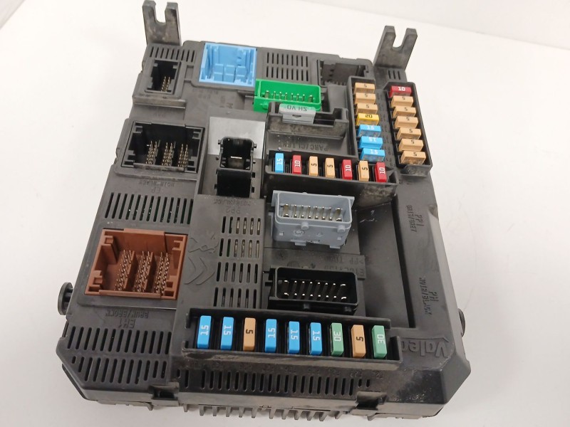 Recambio de caja reles / fusibles para peugeot 208 i (ca_, cc_) 1.5 bluehdi 100 referencia OEM IAM 9819849680 BSIN02 