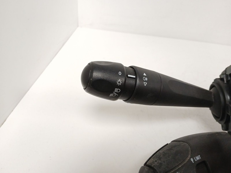 Recambio de mando luces para peugeot 208 i (ca_, cc_) 1.5 bluehdi 100 referencia OEM IAM 98236114ZD00 COM2008 