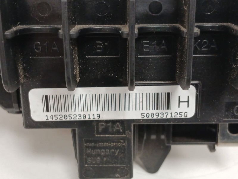 Recambio de caja reles / fusibles para volkswagen t-roc (a11, d11) 1.6 tdi referencia OEM IAM 5Q0937125G  