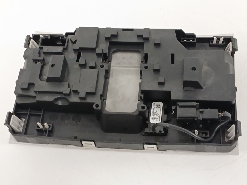 Recambio de luz interior para volkswagen t-roc (a11, d11) 1.6 tdi referencia OEM IAM   