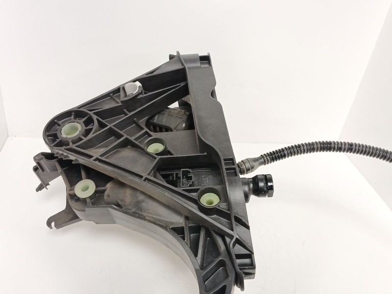 Recambio de pedal embrague para volkswagen t-roc (a11, d11) 1.6 tdi referencia OEM IAM 5Q1721059GH 5Q0927810A 