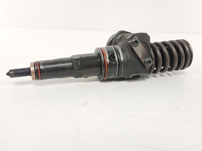 Recambio de inyector para volkswagen golf iv (1j1) 1.9 tdi referencia OEM IAM   