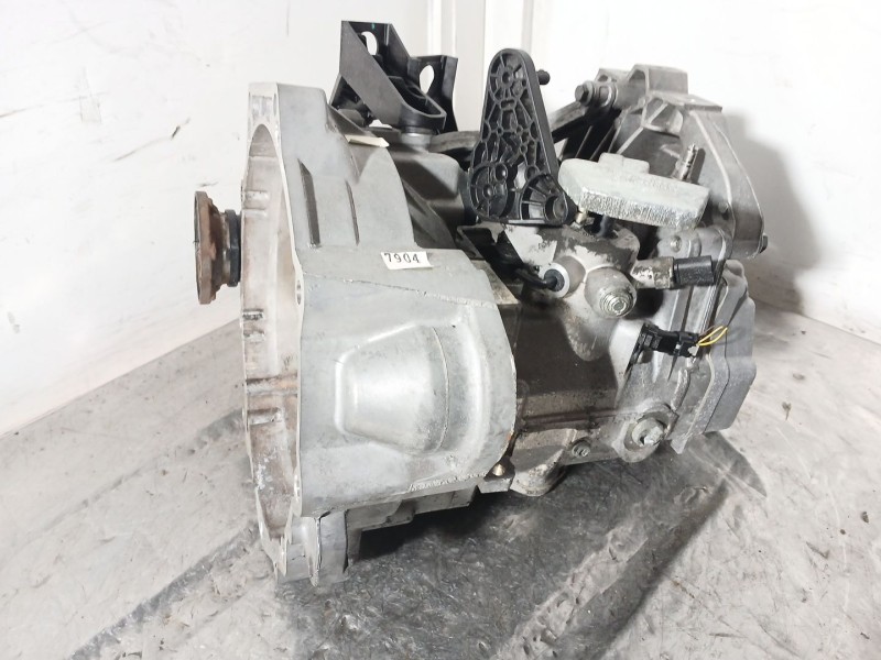 Recambio de caja cambios para volkswagen t-roc (a11, d11) 1.6 tdi referencia OEM IAM TKK  
