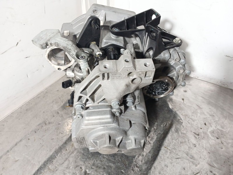 Recambio de caja cambios para volkswagen t-roc (a11, d11) 1.6 tdi referencia OEM IAM TKK  