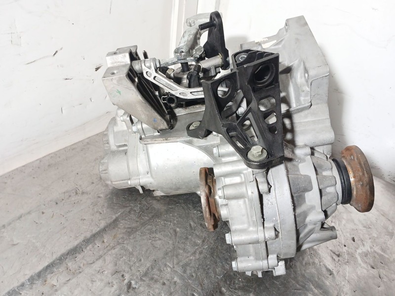 Recambio de caja cambios para volkswagen t-roc (a11, d11) 1.6 tdi referencia OEM IAM TKK  