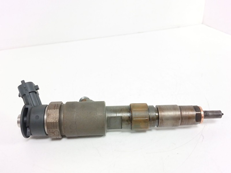 Recambio de inyector para peugeot partner tepee 1.6 hdi / bluehdi 75 referencia OEM IAM 0445110566  