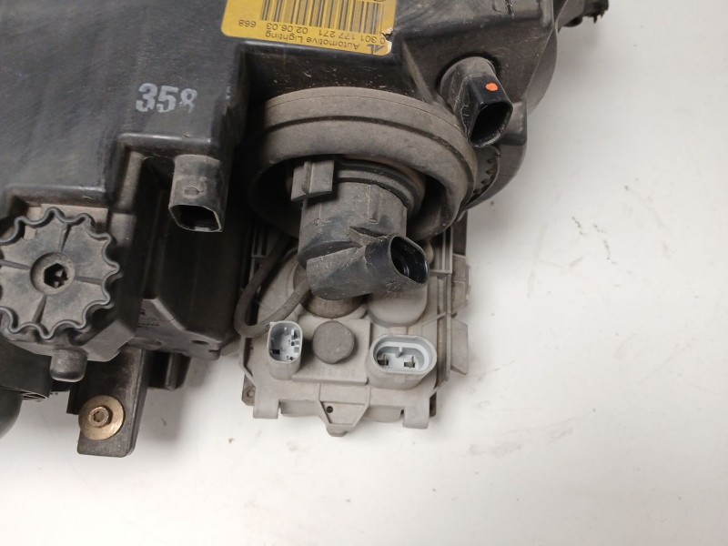 Recambio de faro izquierdo para bmw 3 (e46) 320 d referencia OEM IAM 1307329074  